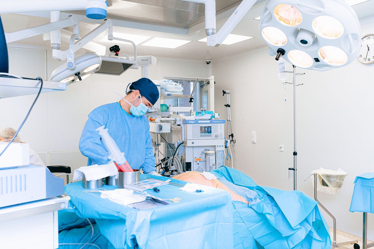 530 médecins spécialistes dans les hôpitaux publics : ce que change la réforme des affectations
